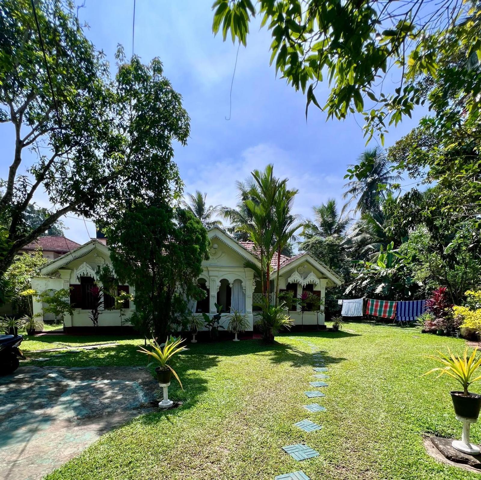 Grand Villa Hikkaduwa Exterior foto