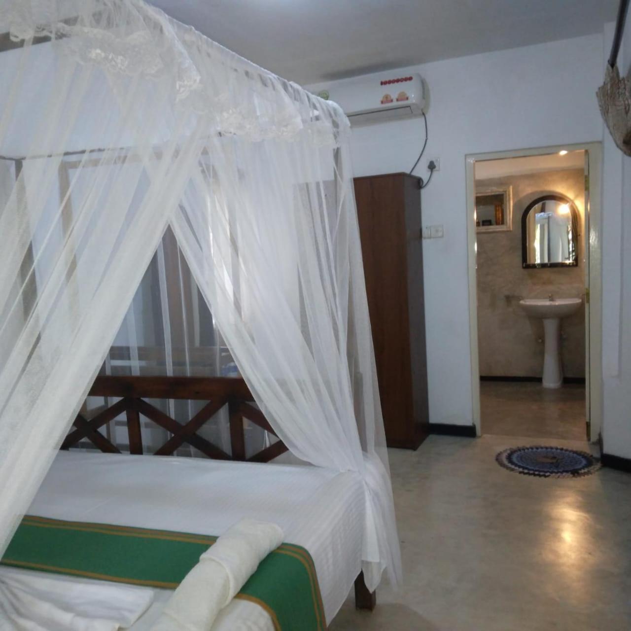 Grand Villa Hikkaduwa Exterior foto