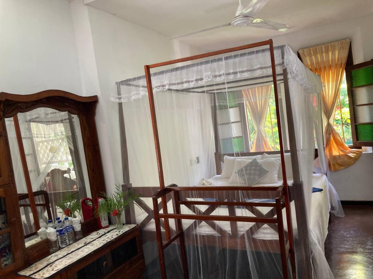 Grand Villa Hikkaduwa Exterior foto