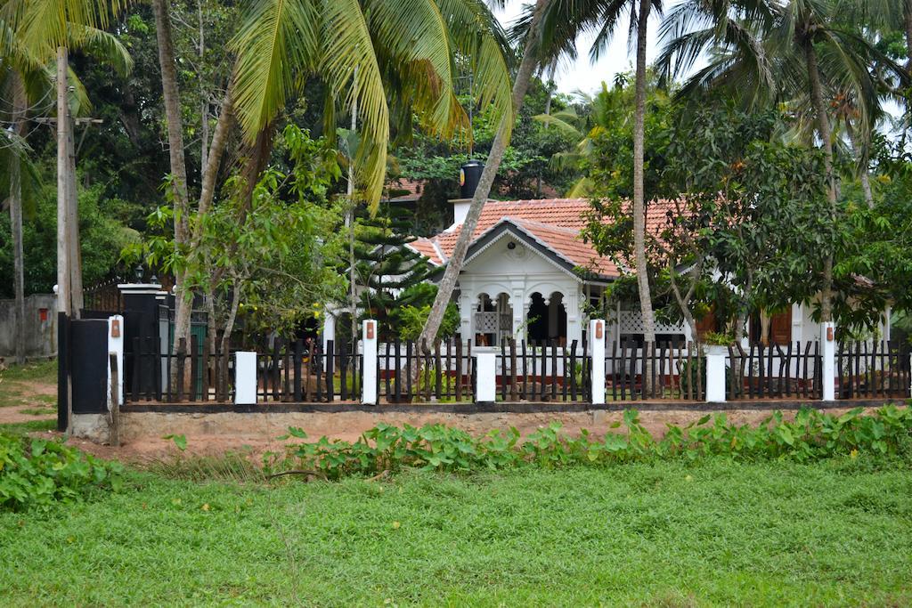 Grand Villa Hikkaduwa Quarto foto